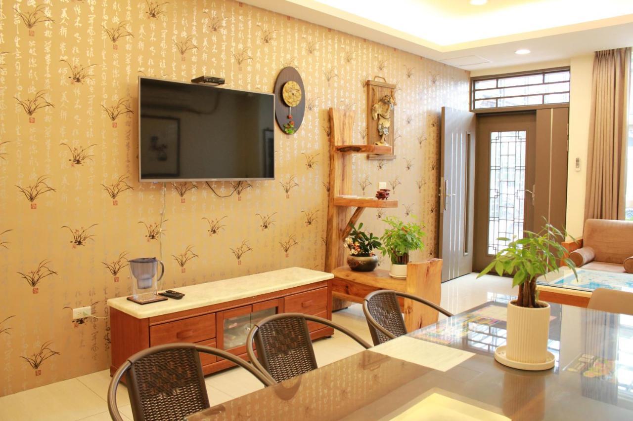 Wind Town Guest House Hengchun Old Town Exterior foto